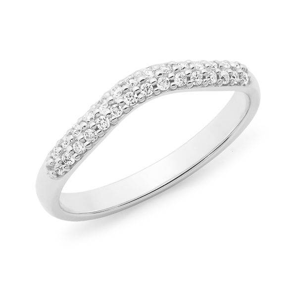 Brilliant cut diamond pave set curved wedding ring