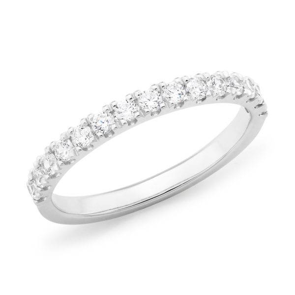 Brilliant cut diamond claw set wedding ring