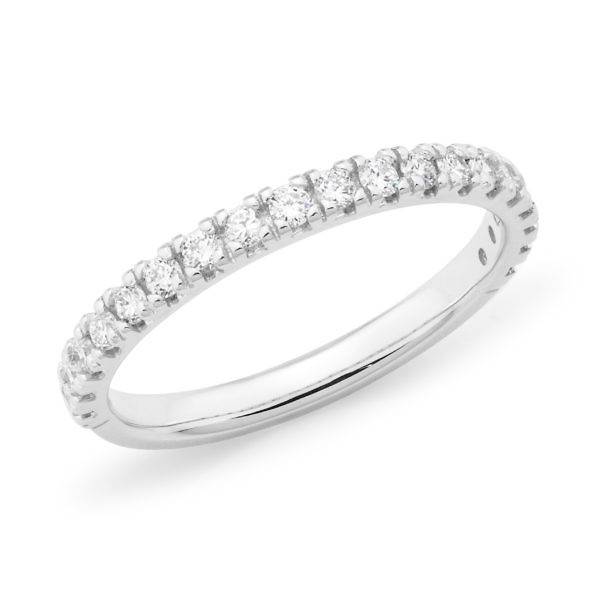 Brilliant cut diamond claw set wedding ring